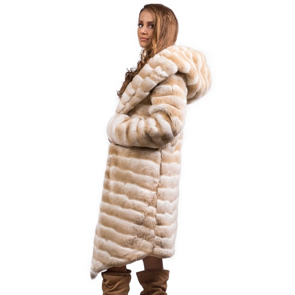 FURROCIOUS FURR Faux Fur festival Coat in Ivory/ Tan Chinchilla for Burning Man - Picture 2 of 7